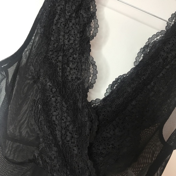 ZARA Sheer Lace Bodysuit - Picture 2 of 3